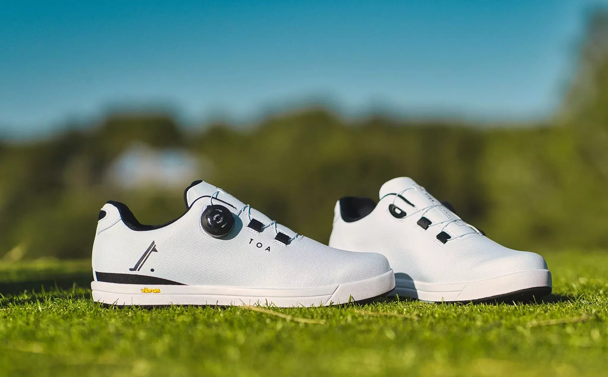 Stay-Dry,-Play-Better-TOA-SHOES-Waterproof-Golf-Shoes Experience unmatched comfort and all-weather protection with our premium waterproof golf shoes.
